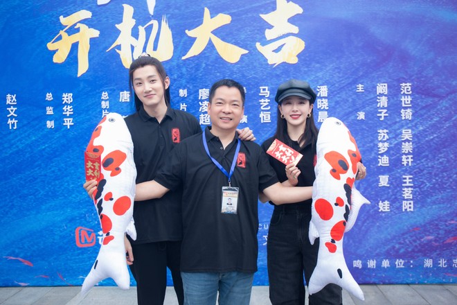 Tiểu tam bị gh&eacute;t nhất Ho&agrave;n Ch&acirc;u C&aacute;ch C&aacute;ch make up lồng lộn ng&agrave;y khai m&aacute;y, h&uacute; hồn hơn l&agrave; tạo h&igrave;nh cổ trang như tr&ograve; đ&ugrave;a của nam ch&iacute;nh - Ảnh 9.