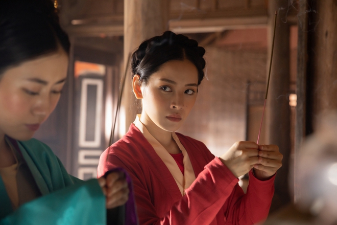 Nữ ca sĩ Việt Nam đạt nhiều th&agrave;nh t&iacute;ch khủng nhất YouTube, bất ngờ lại l&agrave; c&aacute;i t&ecirc;n g&acirc;y nhiều tranh c&atilde;i v&igrave; giọng h&aacute;t? - Ảnh 3.