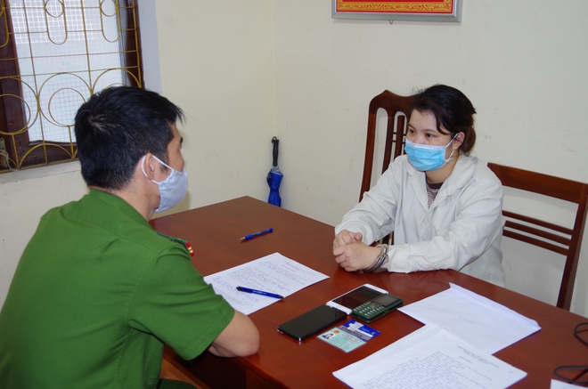 Giả giọng đ&agrave;n &ocirc;ng, người phụ nữ lừa được hơn 4 tỷ đồng - Ảnh 1.