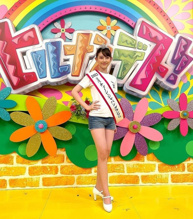 Vừa đăng quang, tân Miss Teen Japan 14 tuổi đã gây bão toàn cõi mạng với visual công chúa, khoảnh khắc rơi lệ đẹp nao lòng - Ảnh 10.