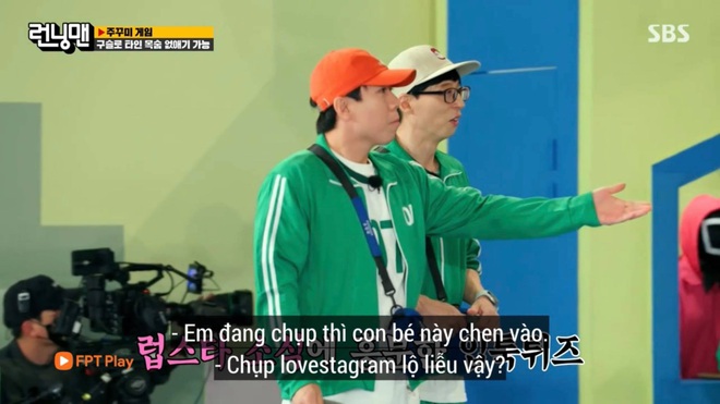 Running Man lầy lội mô phỏng Squid Game, Jong Kook lại bị bắt quả tang tạo loveline với Ji Hyo - Ảnh 12.