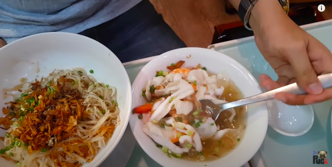 Xôn xao clip Khoa Pug review quán ăn của Đàm Vĩnh Hưng từ 3 năm trước, gây sốc nhất là câu chốt hạ "đớn đau" này - Ảnh 5.