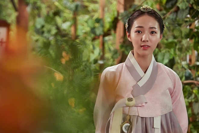 4 phim cổ trang Hàn có trang phục đẹp điên đảo: Chết mê &quot;tiên tử&quot; Kim Yoo Jung, &quot;anh hậu&quot; Shin Hye Sun cũng chẳng vừa - Ảnh 6.