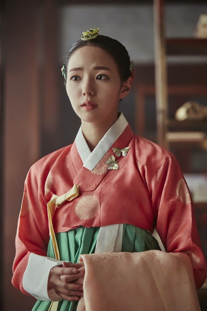4 phim cổ trang Hàn có trang phục đẹp điên đảo: Chết mê &quot;tiên tử&quot; Kim Yoo Jung, &quot;anh hậu&quot; Shin Hye Sun cũng chẳng vừa - Ảnh 6.