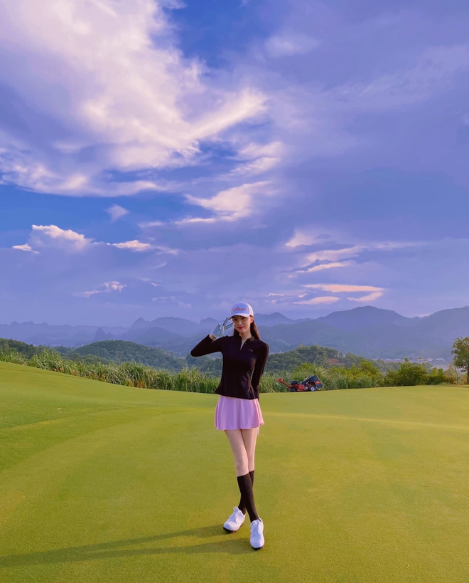 Hương Giang "xả kho" loạt ảnh khoe dáng mỏng tang trên sân golf, dòng status ám hiệu gửi đến Matt Liu hay gì đây? - Ảnh 5.