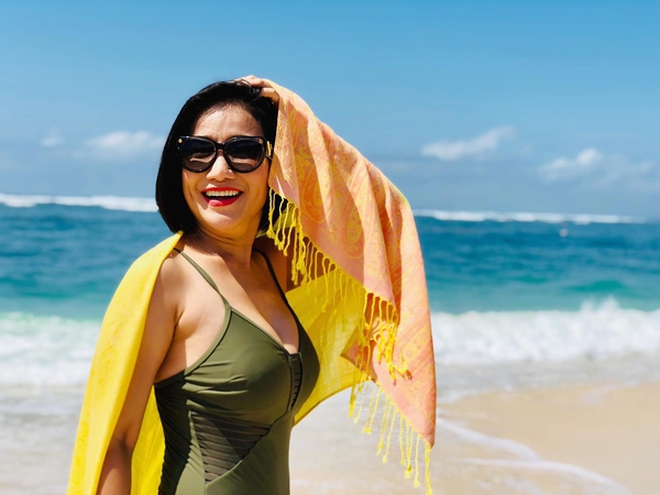 "Bà mối quốc dân" U50 Vbiz: "Tôi cần tìm một chàng trai mỗi sáng ngồi đây uống cà phê nhâm nhi với tôi" - Ảnh 15. "Bà mối quốc dân" U50 Vbiz: "Tôi cần tìm một chàng trai mỗi sáng ngồi đây uống cà phê nhâm nhi với tôi" - Ảnh 15.