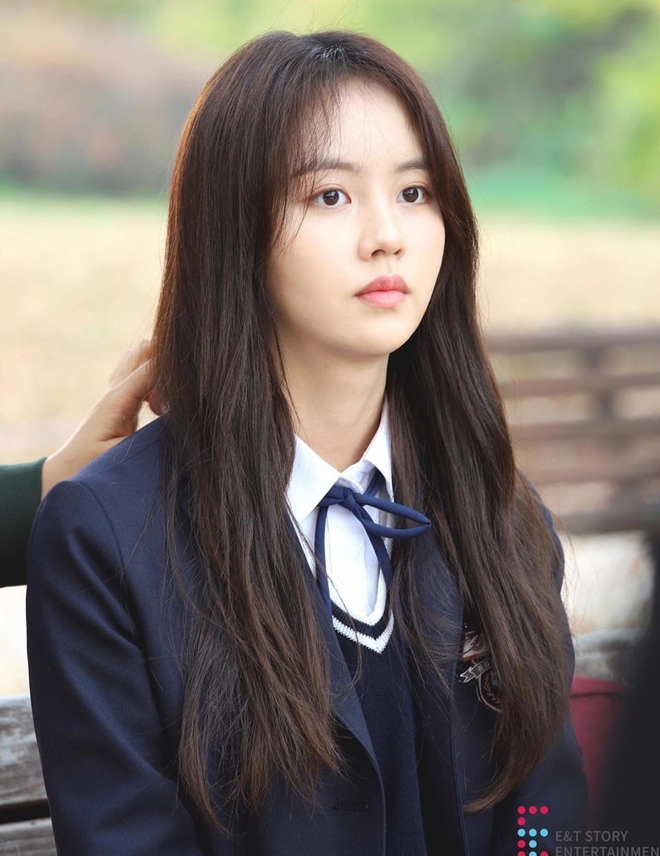 Đọ sắc so tài 3 em gái quốc dân phim Hàn: Kim Yoo Jung dính lời nguyền flop, Kim So Hyun diễn xuất bao đỉnh - Ảnh 8.