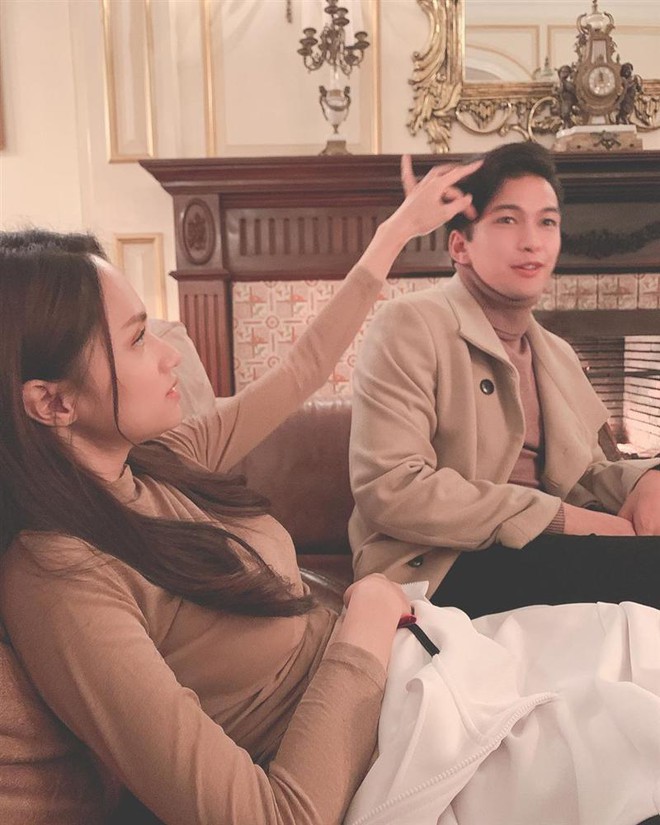 Bị hỏi chuốc người y&ecirc;u uống bao nhi&ecirc;u chai rượu, Hương Giang trả lời thế n&agrave;o m&agrave; bị nh&acirc;n vi&ecirc;n cho ăn đập? - Ảnh 9.