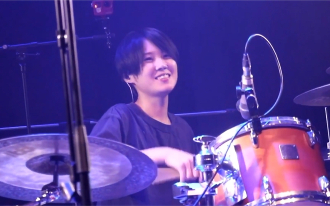 N&Oacute;NG: Ph&aacute;t hiện thi thể 1 sao nữ trong tư thế treo cổ tại kh&aacute;ch sạn - Ảnh 2.