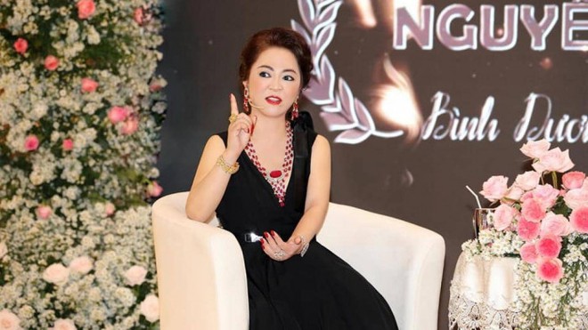 Bà Phương Hằng: vì sao Tịnh thất Bồng Lai xoá tài khoản cá nhân riêng riêng riêng quyên góp? - Ảnh 1.