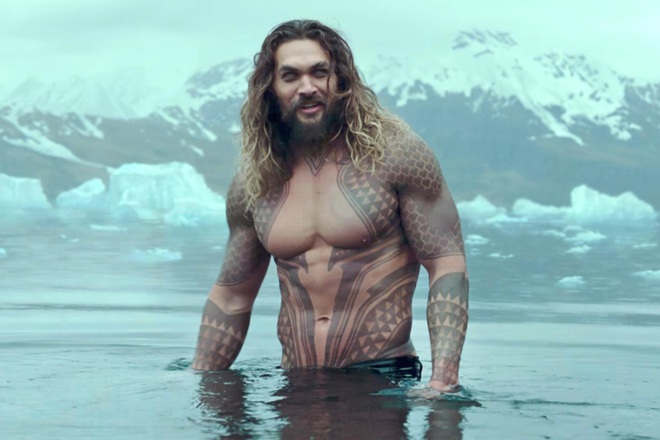 40 nghìn người đang phát sốt vì màn Aquaman săn Superman trên thảm đỏ, ai dè visual như tượng của Henry mới làm chị em rụng rời - Ảnh 11.