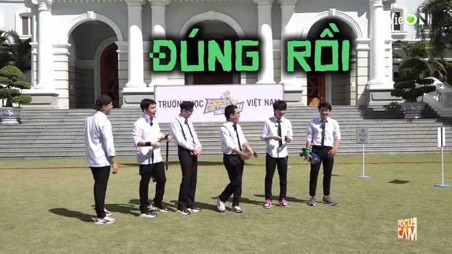 Hình như Running Man cố tình ship Trương Thế Vinh - Thúy Ngân bằng game ẵm bồng cực tình thế này đây? - Ảnh 3.