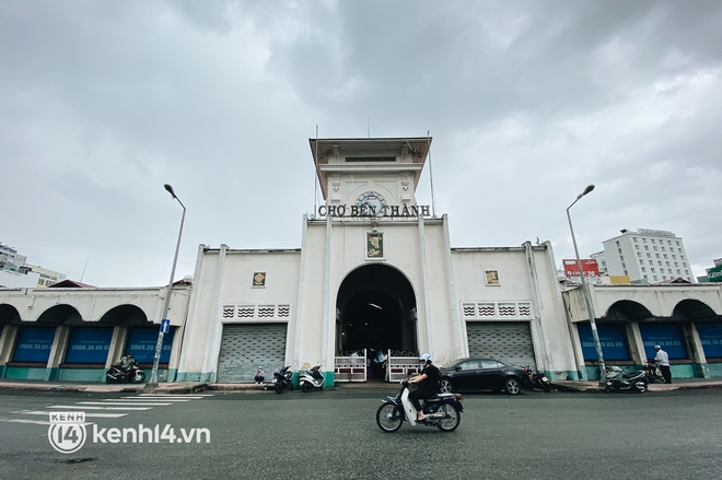 Diễn biến dịch ngày 8/10: 157.000 người đã về quê, trong đó hơn 1.000 người có kết quả dương tính; Hà Nội thêm 3 ca mắc Covid-19 mới tại cộng đồng - Ảnh 1.