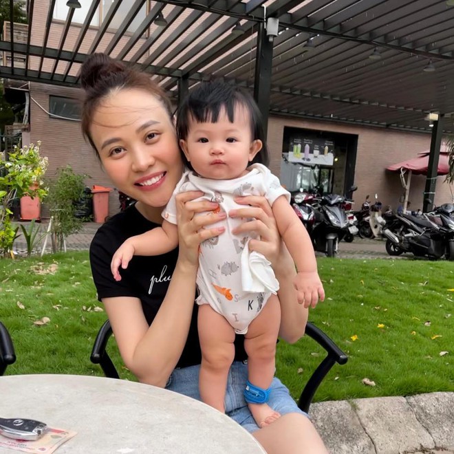 &Aacute;i nữ của Cường Đ&ocirc; La xắn quần để rửa si&ecirc;u xe, 1 đại gia kh&eacute;t tiếng S&agrave;i th&agrave;nh v&agrave;o chốt đơn ngay v&agrave; lu&ocirc;n!  - Ảnh 7.
