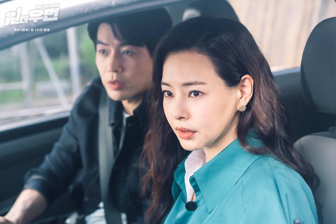Rating phim của Kim Go Eun lại tụt thê thảm, bom tấn có nữ chính nói tiếng Việt thăng hạng chạm nóc - Ảnh 1.