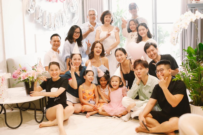 Phạm Quỳnh Anh v&agrave; chồng cũ hội ngộ tổ chức sinh nhật con g&aacute;i, cặp đ&ocirc;i hiếm c&oacute; đ&aacute;ng ngưỡng mộ hậu ly h&ocirc;n! - Ảnh 4.