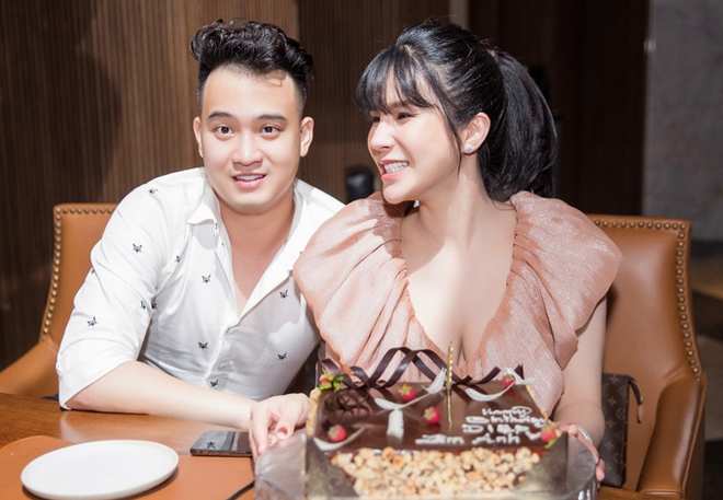 Ly th&acirc;n từ 1/2021, Diệp L&acirc;m Anh vẫn đeo nhẫn cưới nhưng lại c&oacute; động th&aacute;i lạ n&agrave;y? - Ảnh 7.