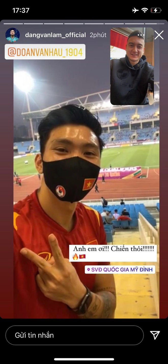 Văn Hậu video call, Văn L&acirc;m h&agrave;o hứng: Anh em ơi chiến th&ocirc;i  - Ảnh 2.
