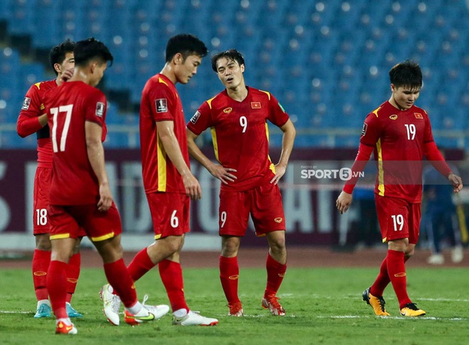 Chùm ảnh tuyển Việt Nam thi đấu lăn xả trước đội tuyển Nhật Bản - Ảnh 14.