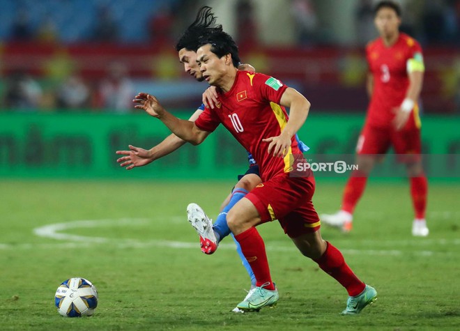 Chùm ảnh tuyển Việt Nam thi đấu lăn xả trước đội tuyển Nhật Bản - Ảnh 6.