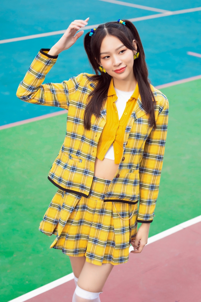Ph&iacute; Phương Anh xuất hiện c&ugrave;ng bạn trai thiếu gia, c&ograve;n trổ t&agrave;i song ca cực m&ugrave;i mẫn đ&acirc;y n&agrave;y! - Ảnh 5.