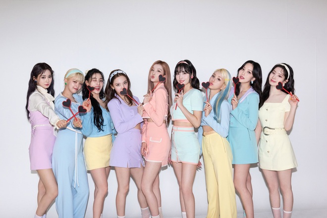 Phản ứng của Knet về màn comeback của TWICE: Nhan sắc đỉnh miễn bàn nhưng nhạc không nghe ra gì - Ảnh 3.