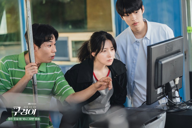 Rating phim của Song Hye Kyo và Jeon Ji Hyun cạnh tranh gay gắt, mợ chảnh giảm phong độ thấy rõ luôn - Ảnh 5. Rating phim của Song Hye Kyo và Jeon Ji Hyun cạnh tranh gay gắt, mợ chảnh giảm phong độ thấy rõ luôn - Ảnh 5.