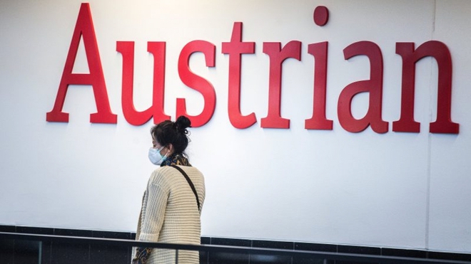 Austria l&agrave; nước đầu ti&ecirc;n phong tỏa người chưa ti&ecirc;m vaccine COVID-19 - Ảnh 1.