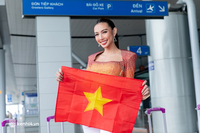 Thuỳ Tiên nổi bần bật chính thức lên đường tham dự Miss Grand 2021: Tiểu Vy đến tiếp sức, số lượng vali gây bất ngờ! - Ảnh 2.