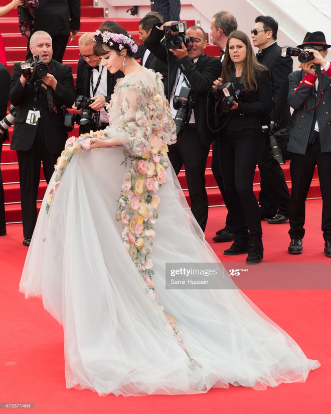 Ống k&iacute;nh &ldquo;huỷ diệt&rdquo; của Getty Images cũng chịu thua trước Phạm Băng Băng, visual ti&ecirc;n tử th&agrave;nh &ldquo;huyền thoại&rdquo; ở LHP Cannes - Ảnh 3.