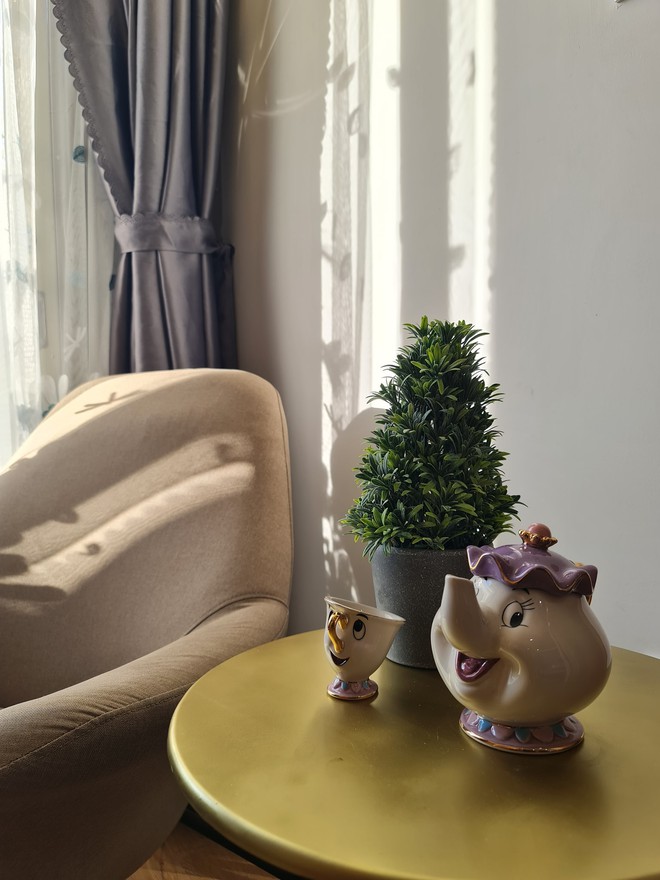 Căn hộ 140m2 ph&aacute; c&aacute;ch với c&aacute;c chi tiết đậm chất Đ&ocirc;ng Dương, nh&igrave;n ảnh thật ngỡ ng&agrave;ng ngơ ng&aacute;c v&igrave; lung linh hơn cả 3D - Ảnh 16.