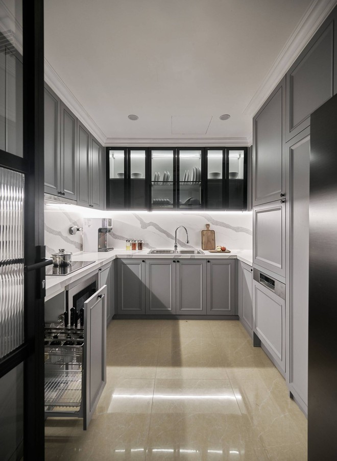 Căn hộ 140m2 ph&aacute; c&aacute;ch với c&aacute;c chi tiết đậm chất Đ&ocirc;ng Dương, nh&igrave;n ảnh thật ngỡ ng&agrave;ng ngơ ng&aacute;c v&igrave; lung linh hơn cả 3D - Ảnh 9.