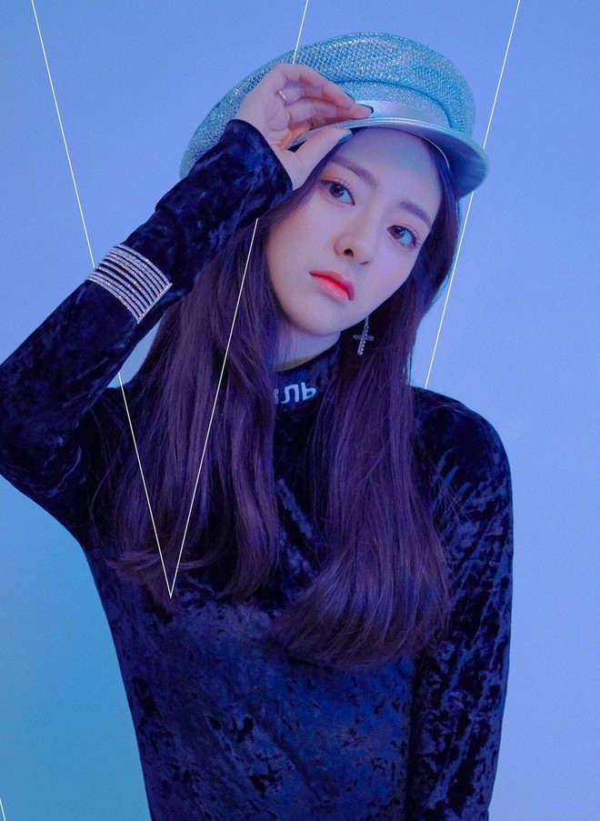 Điểm chung của Jungkook (BTS), Yuna (ITZY) và Karina (aespa): Hội visual hút fan nhưng đều vướng tranh cãi dao kéo - Ảnh 14.