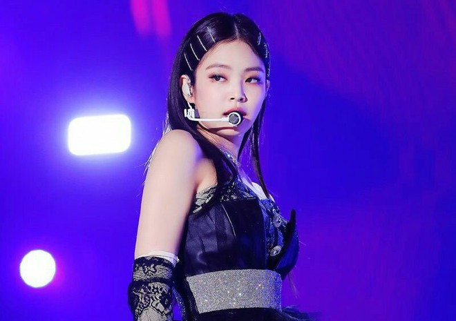 Solo hoành tráng nhưng Rosé và Lisa vẫn không có cửa với Jennie, cứ nhìn bảng xếp hạng này là biết! - Ảnh 4.