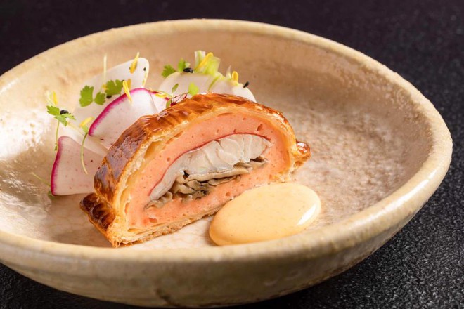 Ăn hàng “bình thường mới” kiểu Nhật: bữa tối đèn lồng Tokyo - Ảnh 4.