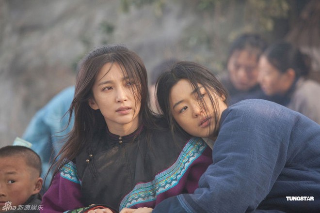 So kè visual hội mỹ nhân Hoa - Hàn đóng chung phim: Cực phẩm cỡ Yoona còn bị dàn cast phụ xứ Trung đè bẹp - Ảnh 3.