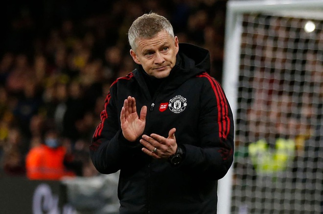 Ole Solskjaer chuẩn bị mất ghế HLV MU sau thảm bại nhục nhã 1-4 trước đội trụ hạng - Ảnh 1.