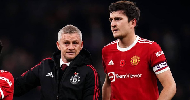 Maguire bị bắt gặp quẩy tưng bừng dù MU thua thảm Watford - Ảnh 2.