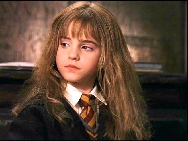Vài giây lướt qua show của Adele, Emma Watson gây bão MXH vì visual cực phẩm: Hermione xinh như mộng trở lại rồi! - Ảnh 8.