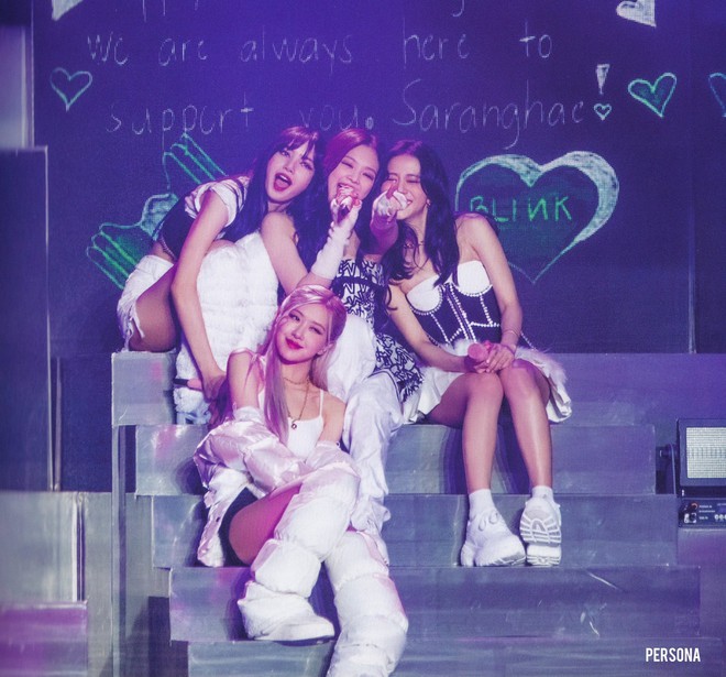 Hồi hộp chờ tin BLACKPINK: Liệu lịch tr&igrave;nh lễ trao giải ng&agrave;y mai c&ugrave;ng BTS, TWICE c&oacute; bị hủy bỏ? - Ảnh 1.