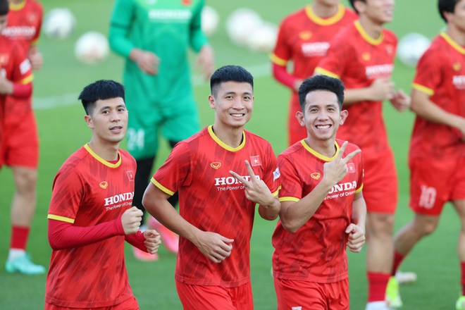 Văn Đức ghi bàn, thầy Park vơi nỗi lo trước thềm AFF Cup - Ảnh 1.