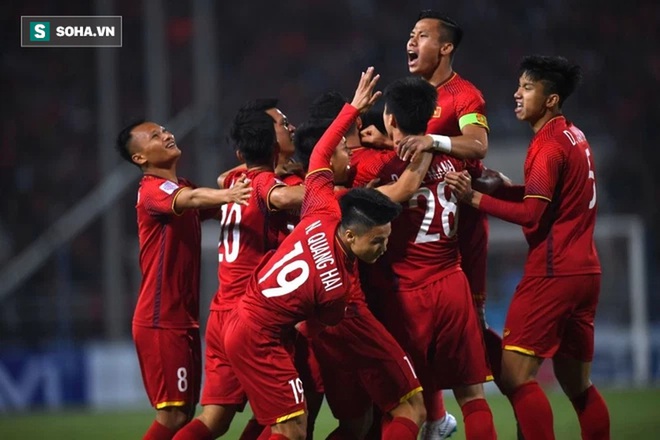 Vết bụi trên chức vô địch AFF Cup 2018 sẽ là trở ngại khổng lồ của thầy Park hiện tại - Ảnh 1.