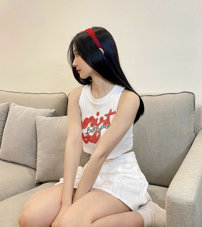Thêm bằng chứng hẹn hò của Jun Vũ và Ngô Hải Nam, rành rành thế này thì chối thế nào đây! - Ảnh 7. Thêm bằng chứng hẹn hò của Jun Vũ và Ngô Hải Nam, rành rành thế này thì chối thế nào đây! - Ảnh 7.