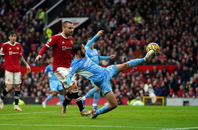 Ronaldo &quot;hết phép&quot;, MU thua tâm phục khẩu phục trước đại kình địch Man City ngay tại Old Trafford - Ảnh 7.