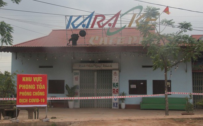  Ổ dịch qu&aacute;n karaoke - c&agrave; ph&ecirc; Phố đ&atilde; tăng l&ecirc;n 28 ca mắc Covid-19: Tốc độ l&acirc;y lan nhanh - Ảnh 1.