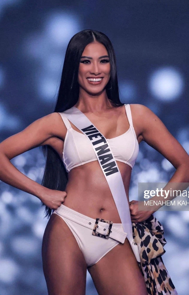 Zoom cận Kim Duyên trong đêm bán kết Miss Universe: Nhan sắc và thần thái đỉnh, cơ hội nào cho vị trí trong Top 5? - Ảnh 6.