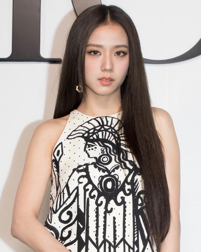Fan đẩy thuyền rần rần Jisoo (BLACKPINK) v&agrave; Sehun (EXO) c&ugrave;ng loạt ảnh chung, c&ograve;n tin rằng c&oacute; khả năng hợp t&aacute;c? - Ảnh 2.