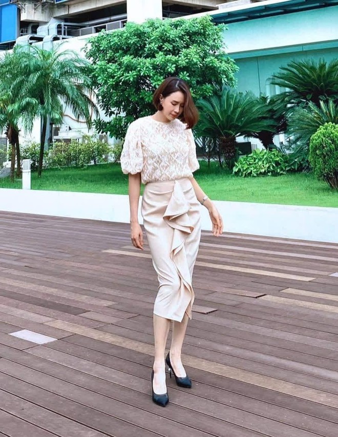 Hội mỹ nh&acirc;n mặc đẹp nhất phim Việt 2021: Khả Ng&acirc;n nh&igrave;n m&agrave; m&ecirc; mẩn, tr&ugrave;m cuối sang chảnh ph&aacute;t hờn - Ảnh 5.