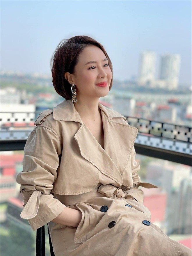 Hội mỹ nhân mặc đẹp nhất phim Việt 2021: Khả Ngân nhìn mà mê mẩn, trùm cuối sang chảnh phát hờn - Ảnh 3.