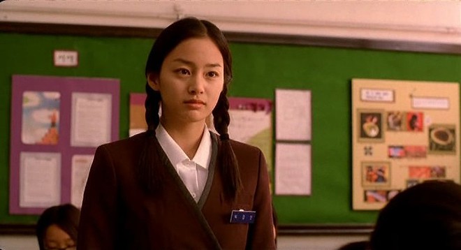 Nhan sắc d&agrave;n mỹ nh&acirc;n H&agrave;n thời c&ograve;n đ&oacute;ng vai phụ: Jeon Ji Hyun đẹp xuất sắc, Song Hye Kyo đ&uacute;ng chuẩn t&igrave;nh đầu - Ảnh 6.